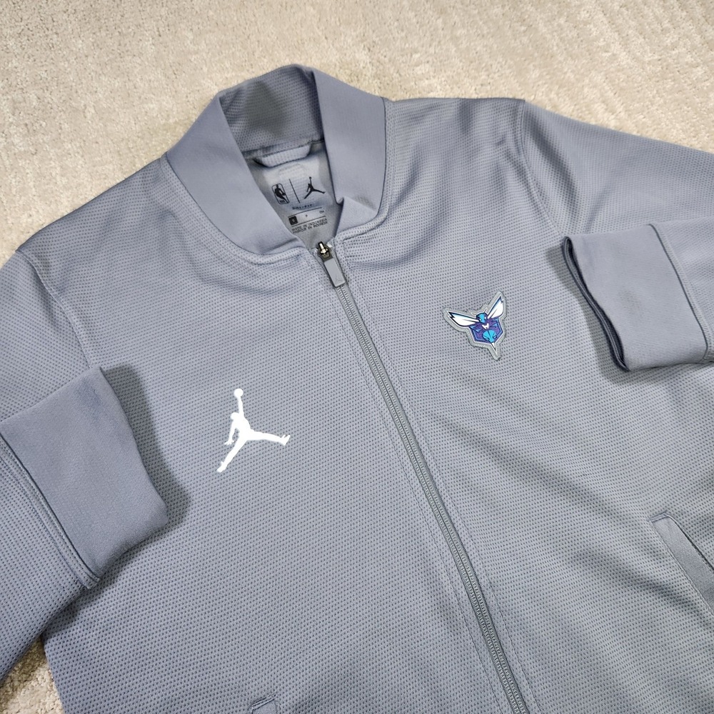 Charlotte Hornets Track Jacket Men Small Nike‎ Jordan Basketball Full Zip Gray